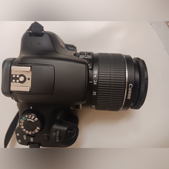 Canon EOS Rebel T7 - Picture 4 of 4